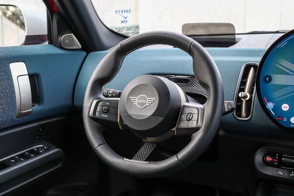 Used 2025 MINI Cooper Countryman S w/ Comfort Package Max AWD/4WD image 17