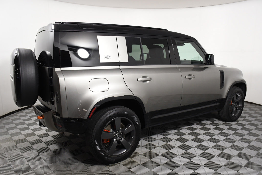 Used 2023 Land Rover Defender 110 X AWD/4WD image 7