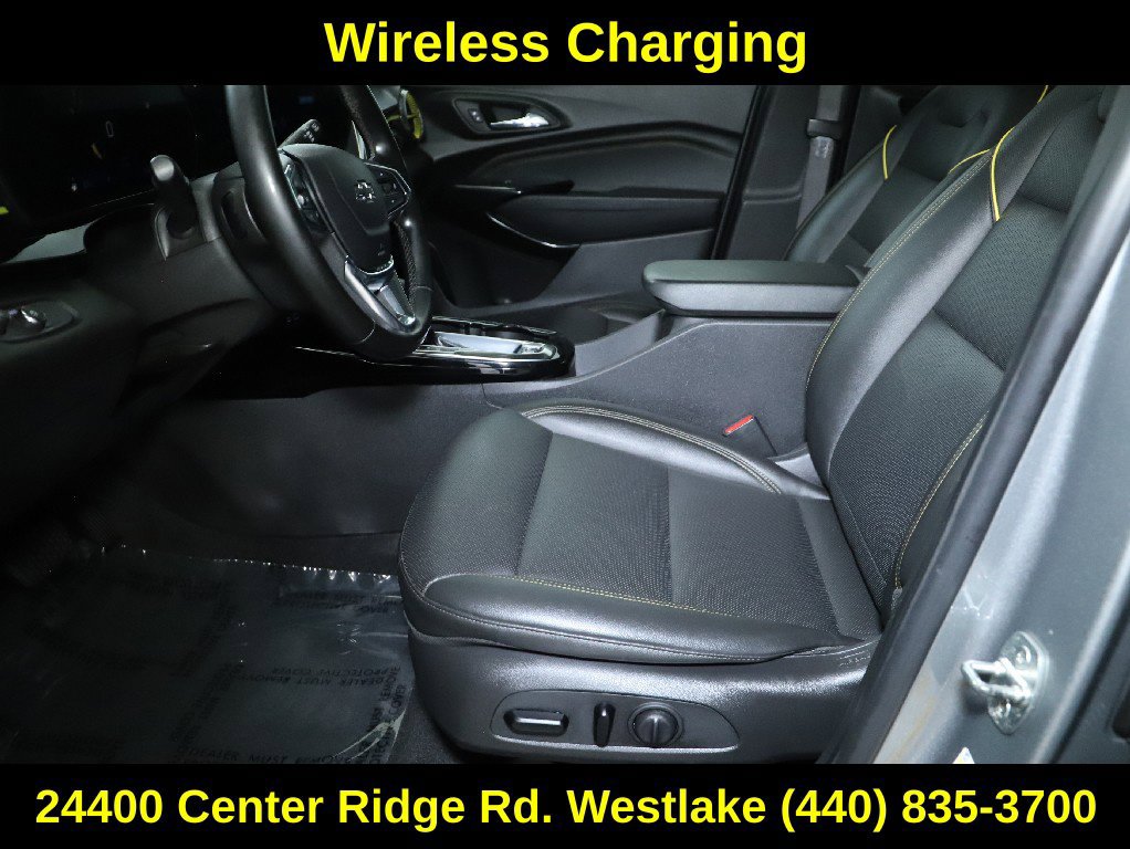 Used 2024 Chevrolet Trax ACTIV w/ Sunroof Package FWD image 17