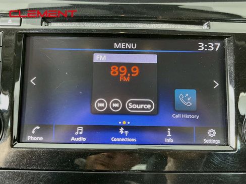 Used 2020 Nissan Rogue S FWD image 19