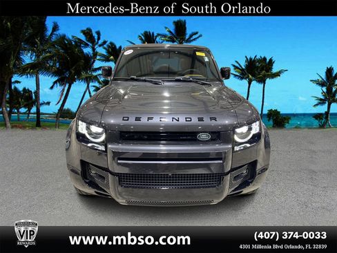 Used 2024 Land Rover Defender 110 V8 image 20