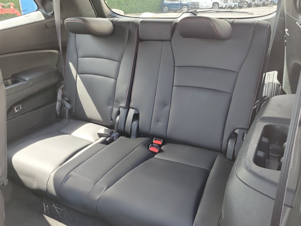 Used 2021 Honda Pilot Black Edition image 17