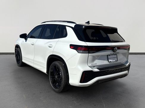 New 2026 Volkswagen Tiguan SE R-Line image 4