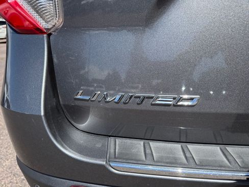 Used 2023 Ford Explorer Limited AWD/4WD image 23