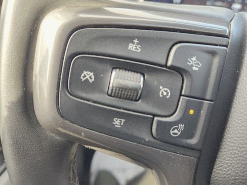 Used 2025 Chevrolet Silverado 2500 ZR2 w/ Technology Package image 47