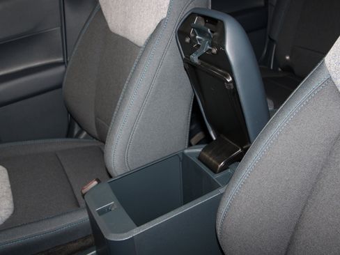 New 2025 Ford Maverick XLT w/ XLT Luxury Package image 16