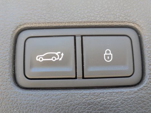 Used 2024 Genesis GV80 3.5T Advanced AWD/4WD image 8