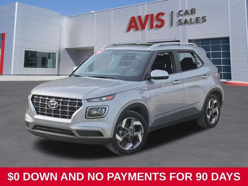 Used 2025 Hyundai Venue SEL FWD image 1