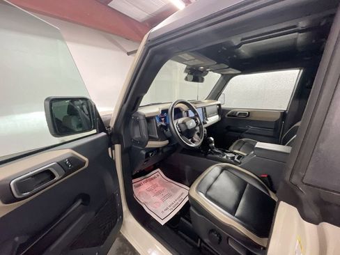 Used 2025 Ford Bronco Big Bend image 10