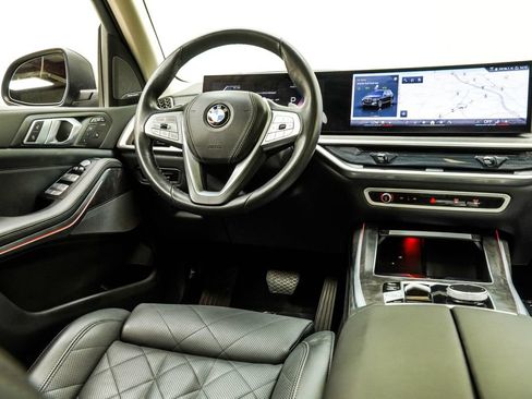 Used 2025 BMW X7 xDrive40i AWD/4WD image 25