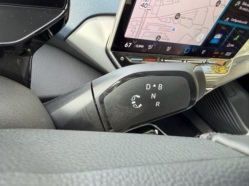 New 2025 Volkswagen ID.4 Pro S image 30