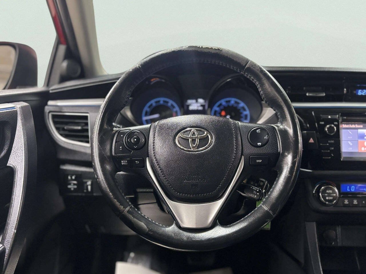 Used 2014 Toyota Corolla S FWD image 23