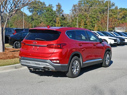 Used 2020 Hyundai Santa Fe SEL image 4
