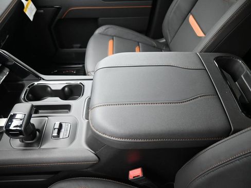 New 2026 GMC Sierra 1500 AT4 w/ Technology Package image 16