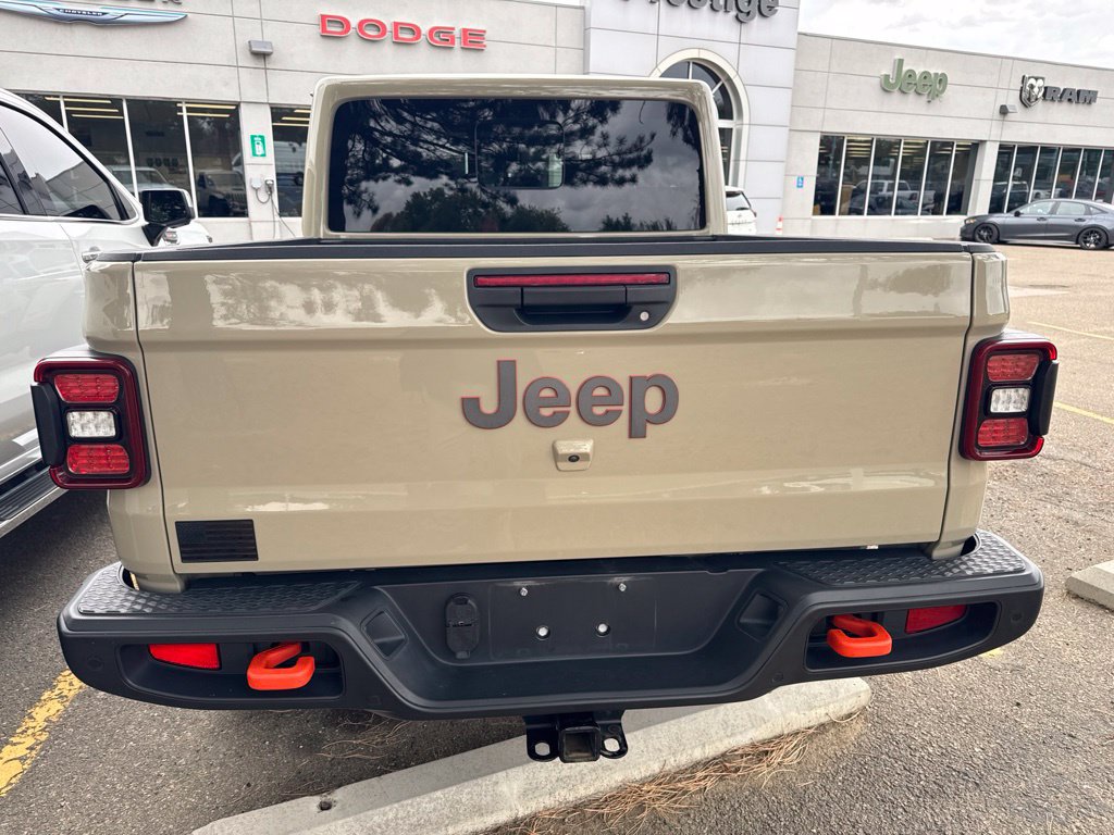 Used 2020 Jeep Gladiator Mojave AWD/4WD image 8