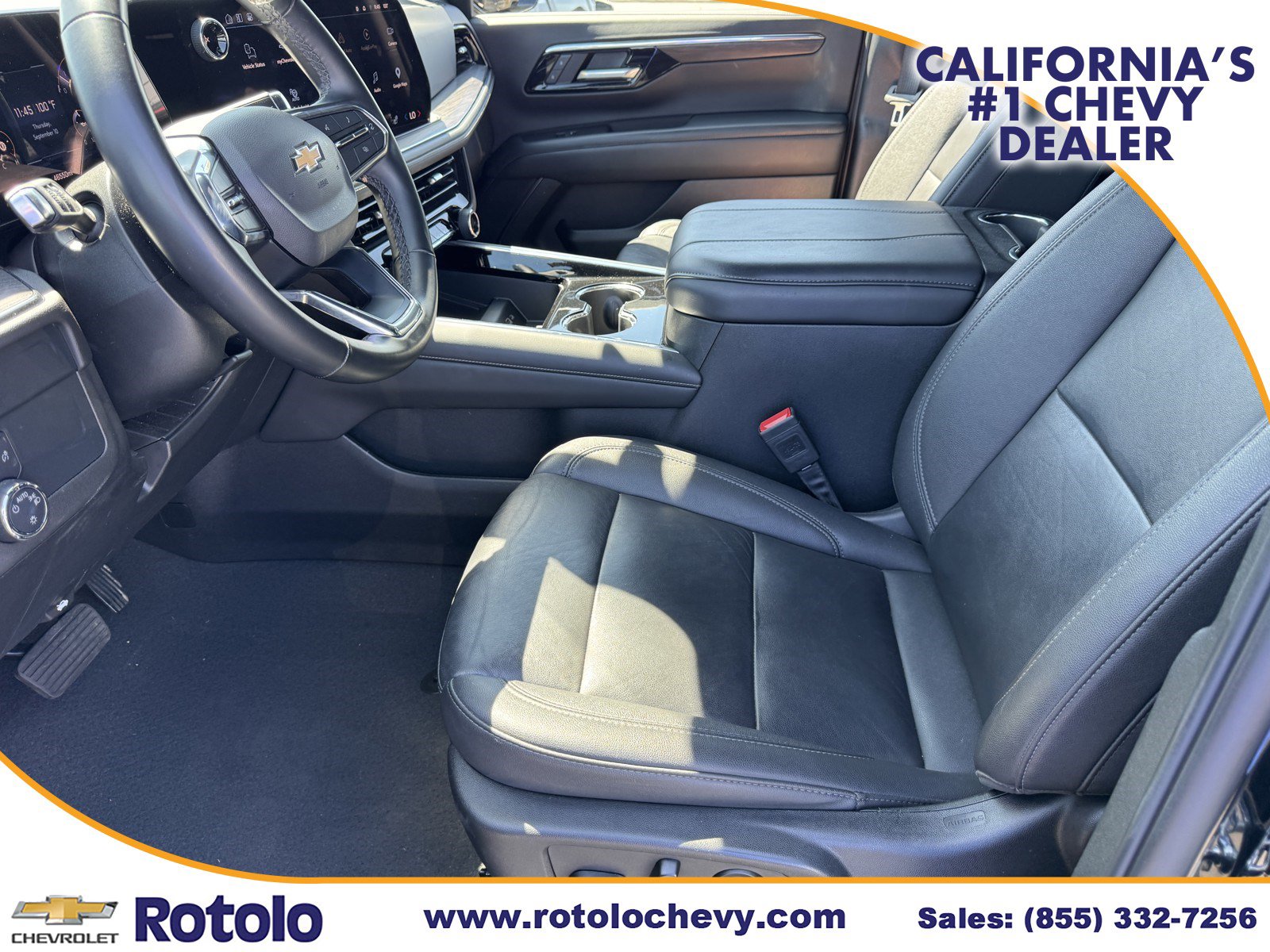 Used 2025 Chevrolet Suburban LT RWD image 17