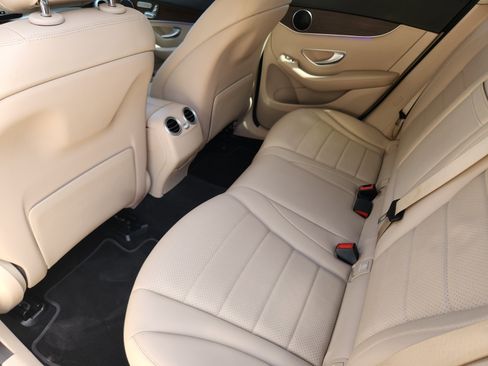 Certified 2022 Mercedes-Benz GLC 300 4MATIC image 30