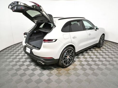 New 2026 Porsche Cayenne AWD/4WD image 30