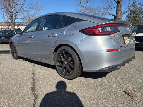 Used 2023 Honda Civic Sport image 5