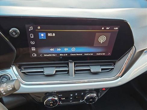 New 2026 Chevrolet Trax LT w/ Driver Confidence Package FWD image 12