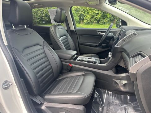 Used 2022 Ford Edge SEL w/ Convenience Package image 23