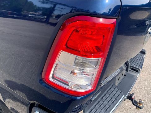 Used 2019 RAM 1500 Big Horn AWD/4WD image 29