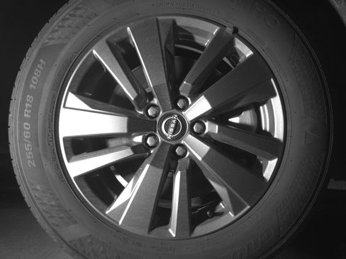 Used 2025 Nissan Pathfinder SV AWD/4WD image 13