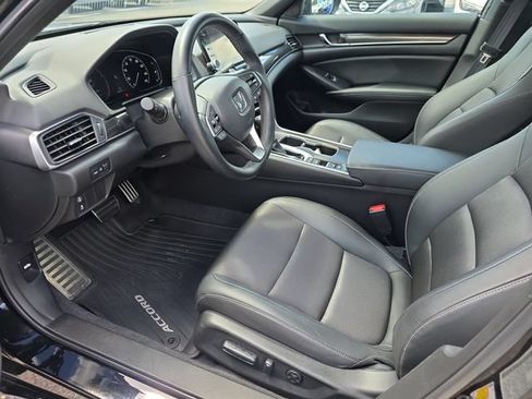 Used 2022 Honda Accord Sport image 10