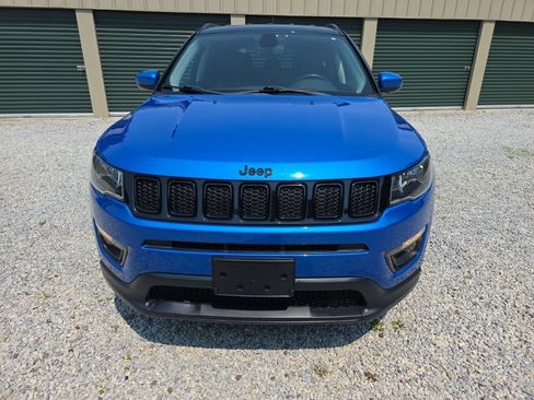 Used 2018 Jeep Compass Latitude w/ Popular Equipment Group AWD/4WD image 11