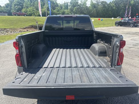 Used 2024 Chevrolet Silverado 1500 RST w/ Convenience Package II AWD/4WD image 18