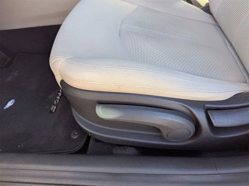 Used 2017 Hyundai Sonata SE w/ Cargo Package image 26