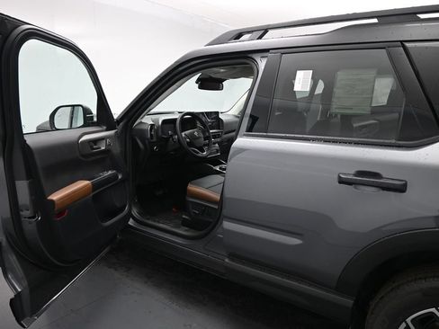 New 2026 Ford Bronco Sport Outer Banks AWD/4WD image 8