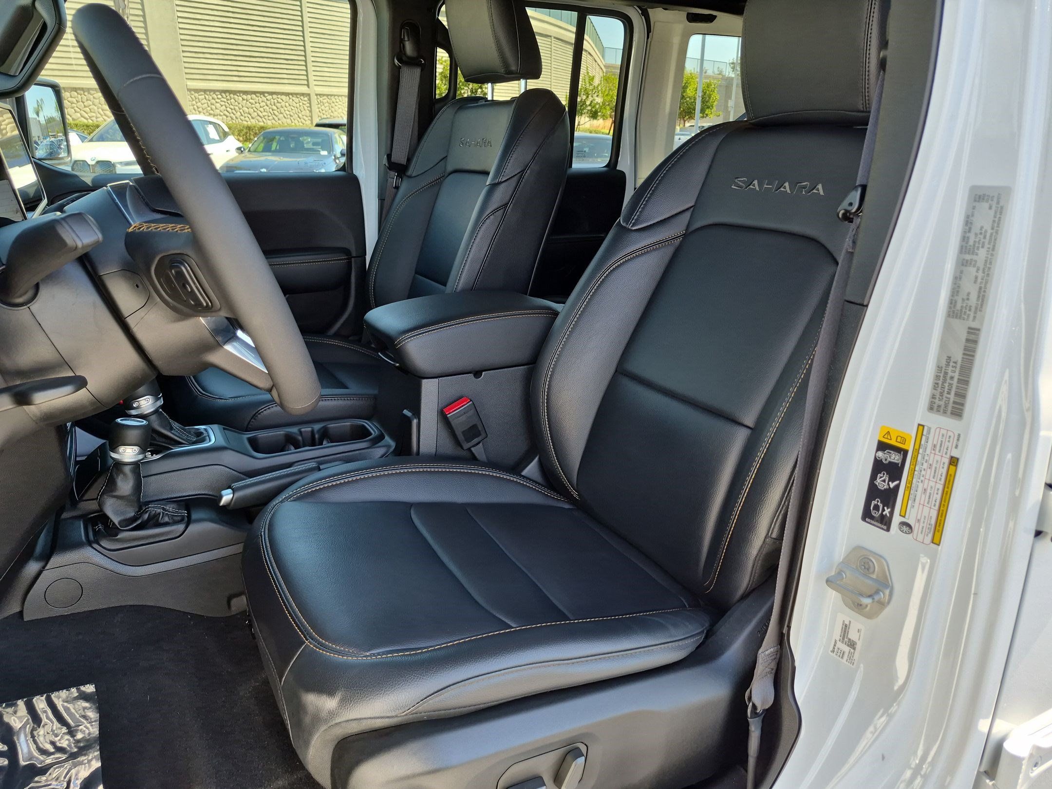 Used 2024 Jeep Wrangler Unlimited Sahara w/ Safety Group AWD/4WD image 16