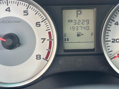 Used 2012 Subaru Impreza 2.0i image 9