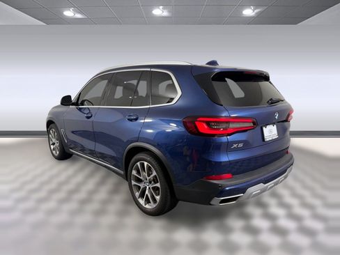 Used 2021 BMW X5 xDrive40i w/ Executive Package AWD/4WD image 2