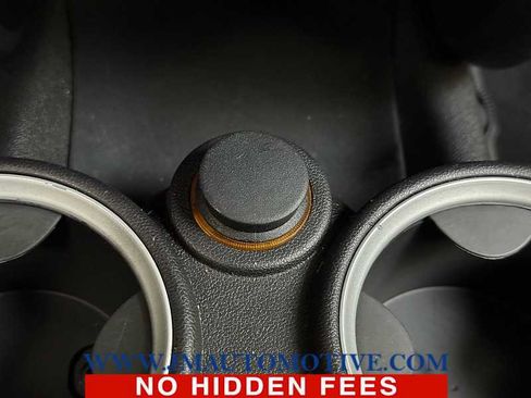 Used 2011 MINI Cooper S FWD image 29
