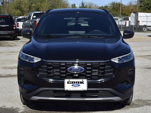 New 2026 Ford Escape ST-Line w/ Tech Pack #1 image 2
