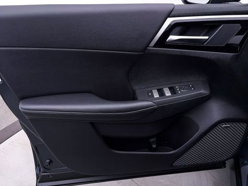 New 2026 Mitsubishi Outlander SE image 7