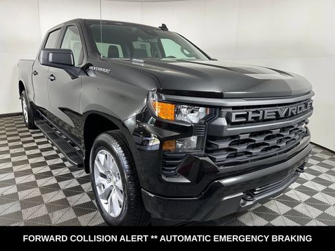 Used 2025 Chevrolet Silverado 1500 Custom AWD/4WD image 8