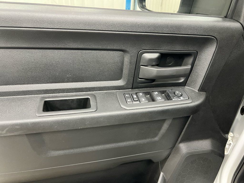 Used 2025 RAM 3500 Tradesman AWD/4WD image 15