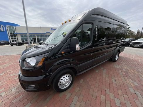 Used 2025 Ford Transit 350 XLT RWD image 24