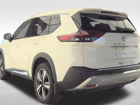 Used 2023 Nissan Rogue Platinum w/ Platinum Premium Package AWD/4WD image 9
