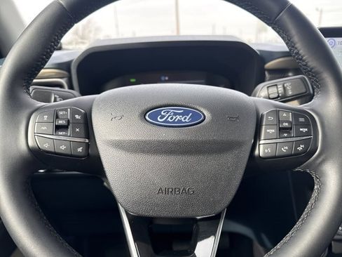 Used 2025 Ford Maverick Lariat image 21