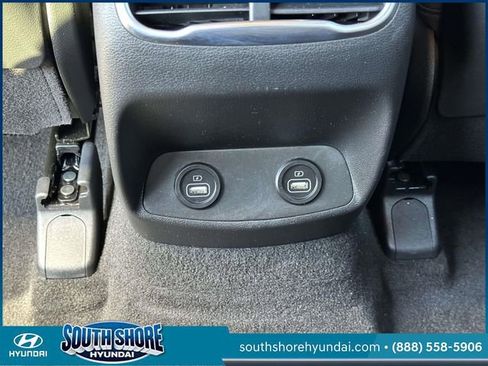 Certified 2023 Hyundai Santa Fe SEL image 13