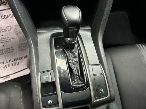 Used 2017 Honda Civic Sport image 13