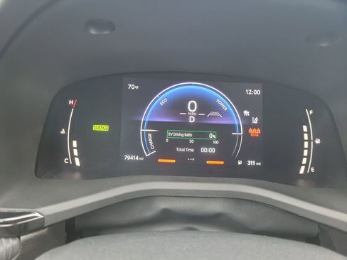 Used 2025 Toyota Camry SE FWD image 36