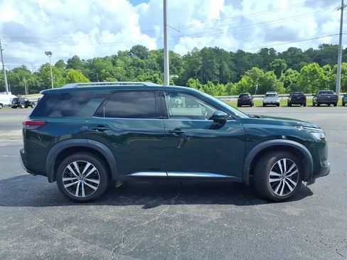 Used 2024 Nissan Pathfinder Platinum w/ Cargo Package FWD image 2