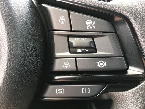 Certified 2024 Subaru Crosstrek 2.0i Premium image 16