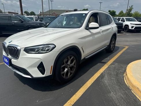 Used 2022 BMW X3 xDrive30i w/ Premium Package 2 (ZPA) AWD/4WD image 4