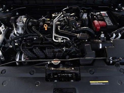 Certified 2025 Nissan Altima 2.5 SV image 24